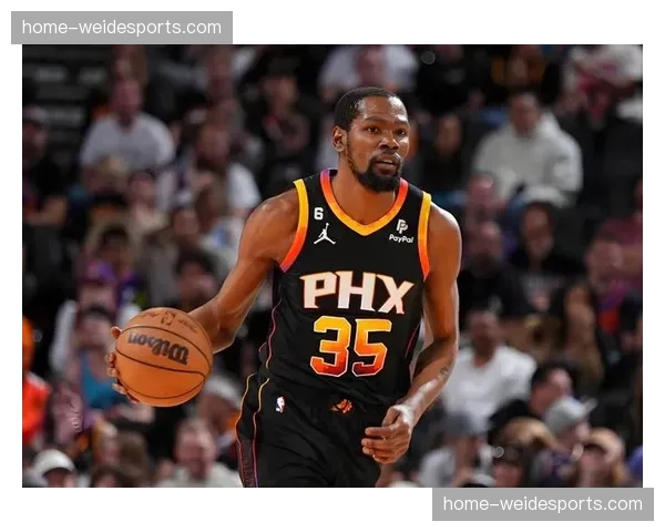 杜兰特最后一攻遭包夹失利,巨星本能与战术抉择引深思 杜兰特最后一攻遭包夹失利,巨星本能与战术抉择引深思