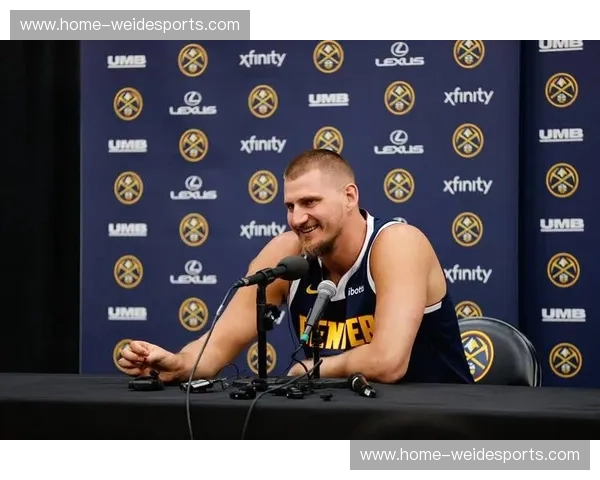 掘金主场轻取火箭 约基奇三节打卡收获三双